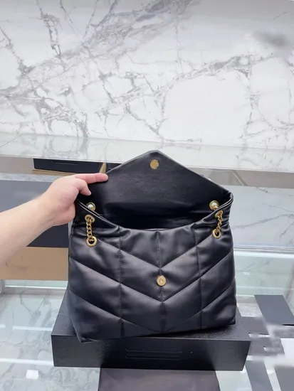 Designer Fashion Luxury Handbag Sheepskin Cloud Bag Custom Brand Messenger Bag Shoulder Messenger Bag Underarm Genuine Leather Women's Bag