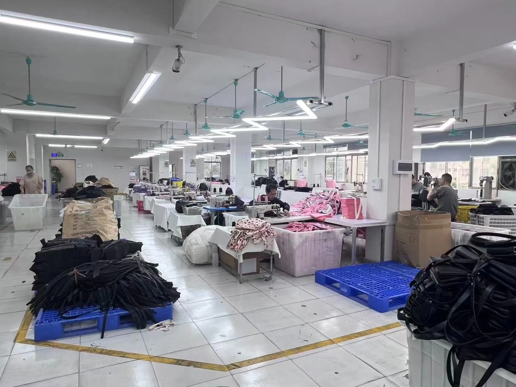 Wine Medicine Box Design European Famous Tote Bag Cow Leather Top Quality for Daily Use