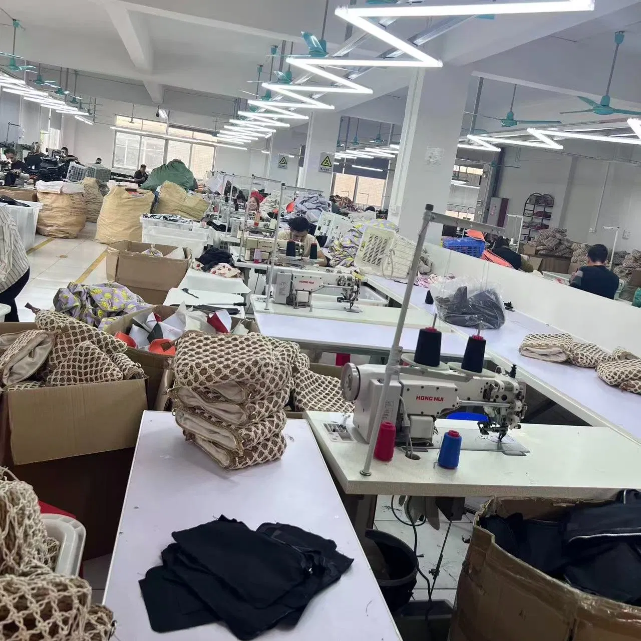 Shinny Black Luxury Cow Leather Tote Bag Long Shape Eyelets Hole Belt Decoration Daily Use