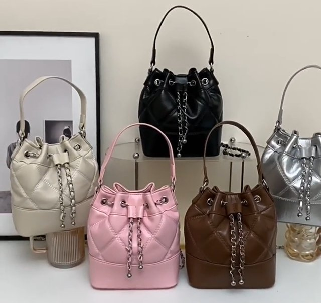 2023 New Designer Luxury Ladies Handbags Custom Logo Hand Bag PU Leather Fashion Womens Bucket Shoulder Ladies Tote Bag