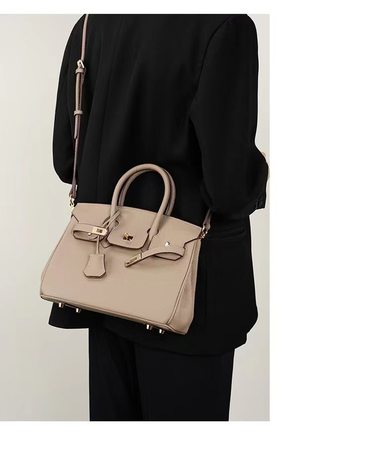 Designer Bag Custom Bag Waterproof 2024 New Fashion Cow Leather Artificial Leather Clemence Tote Bags