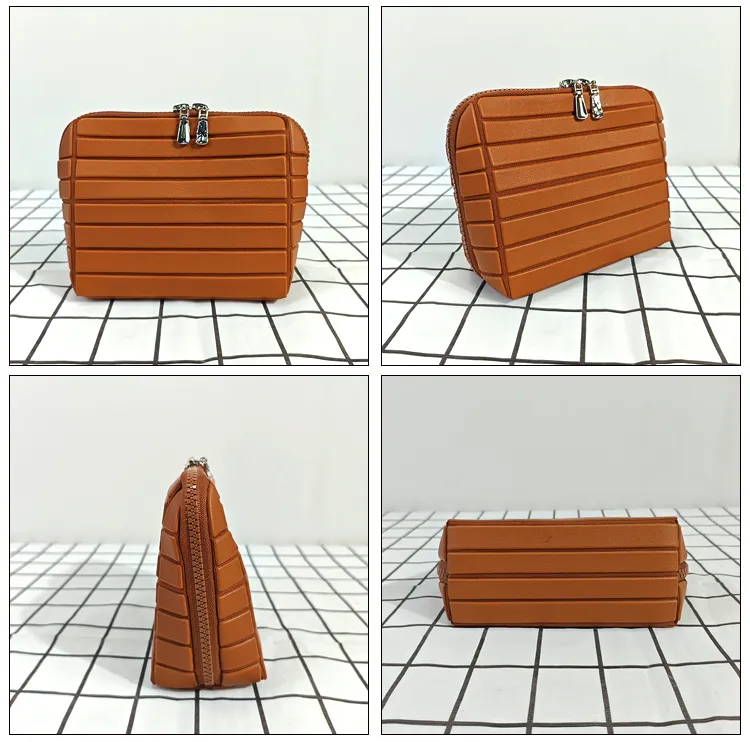 Cosmetic Bag Detail 7