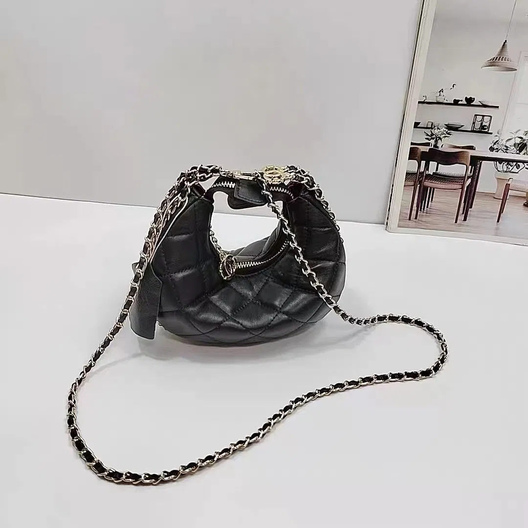 Sheepskin Small Fragrant Wind Lingge Chain Fashion Underarm 2024 New Diagonal Straddle Shoulder Women's Bag