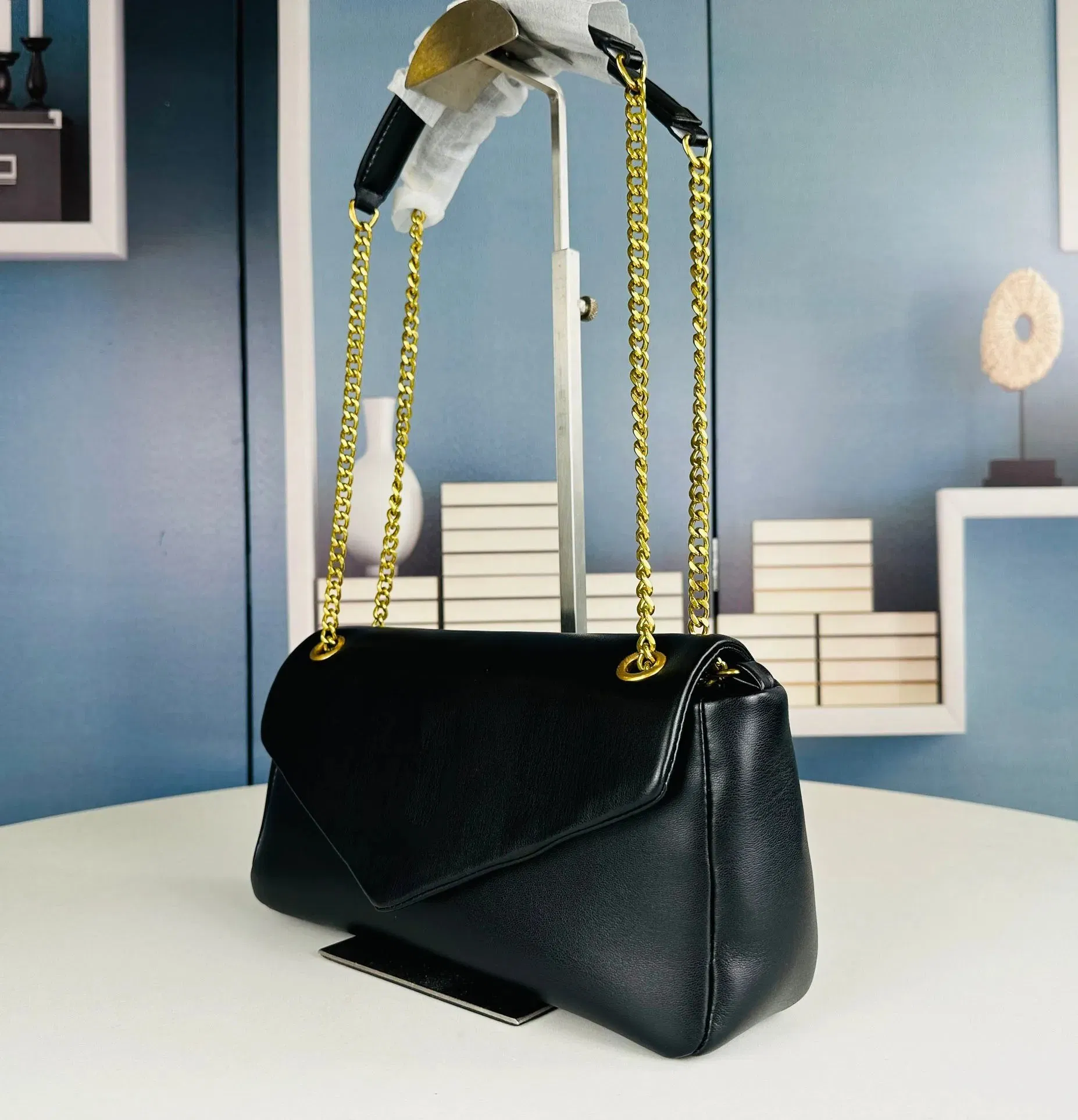 New Collection Handbag Grain Sheepskin Leather Envelope Flip Shoulder Crossbody Bag