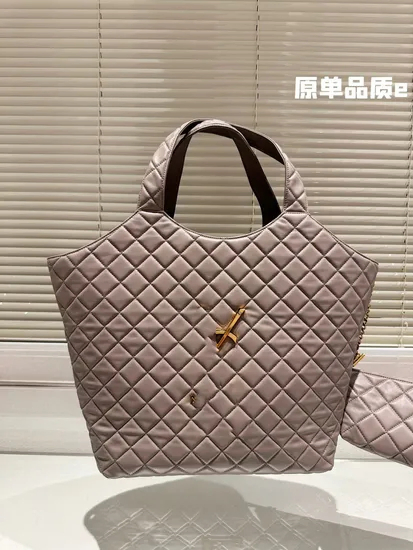 Designer Imitation Wholesale Large Capacity Handbags Sheepskin Tote Shopping Bag Shoulder Messenger Bag Diamond Women's Bag Online Store