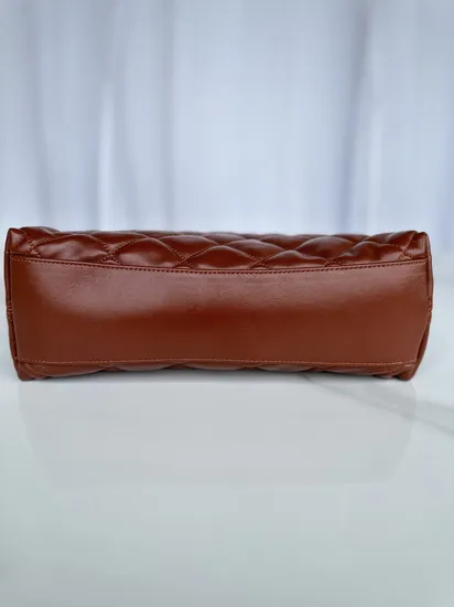 New 24A Waxed Sheepskin Hobo Underarm Bag Rhombus Thick Chain Ladies Handbag Retro Black and Gold Shoulder Messenger Bag