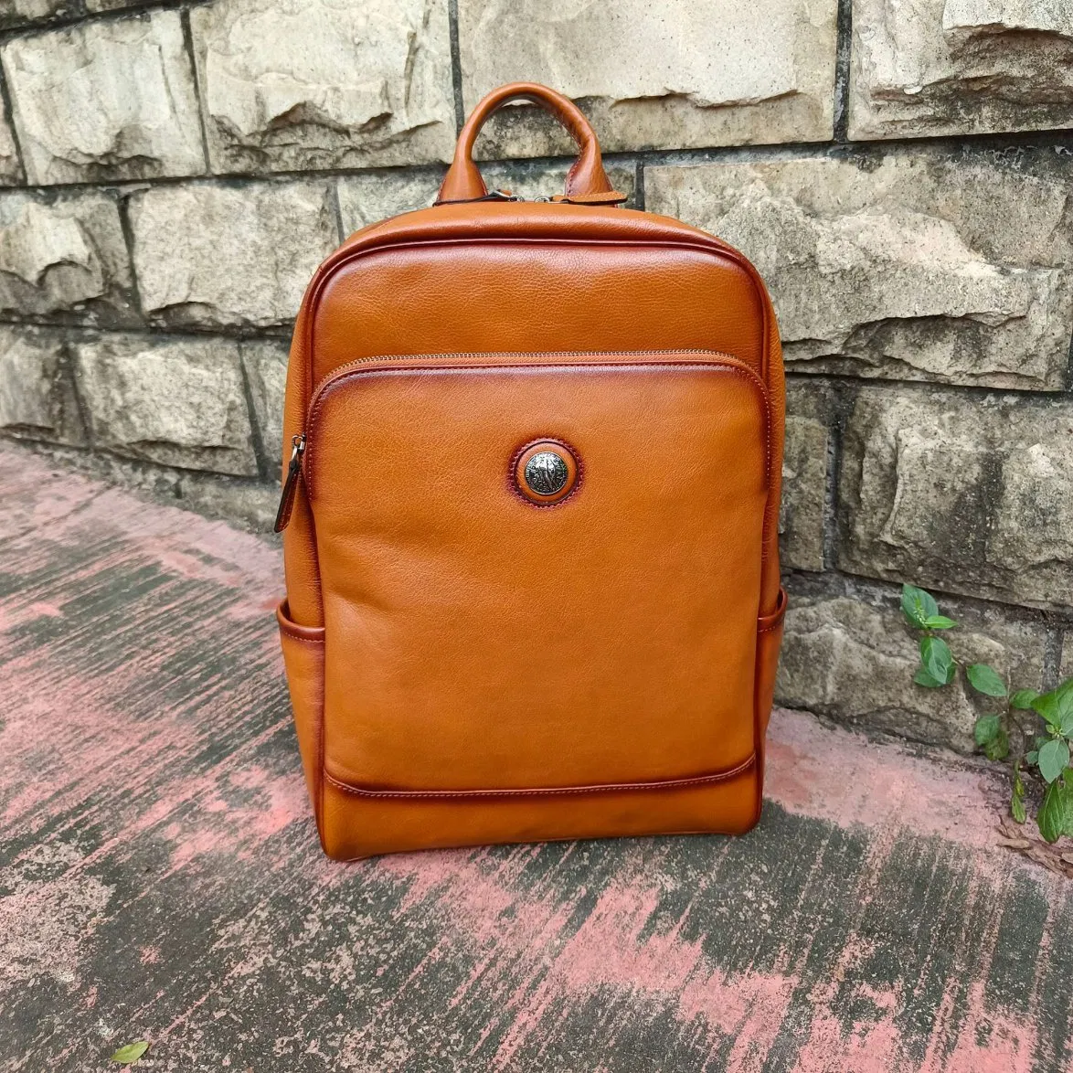 Manufactured by Organic Handmade Production Process Which Is Vegan Leather Convertible Backpack for Women Classic Vintage Faux Leather Day Pack RS-Ypsy-6545