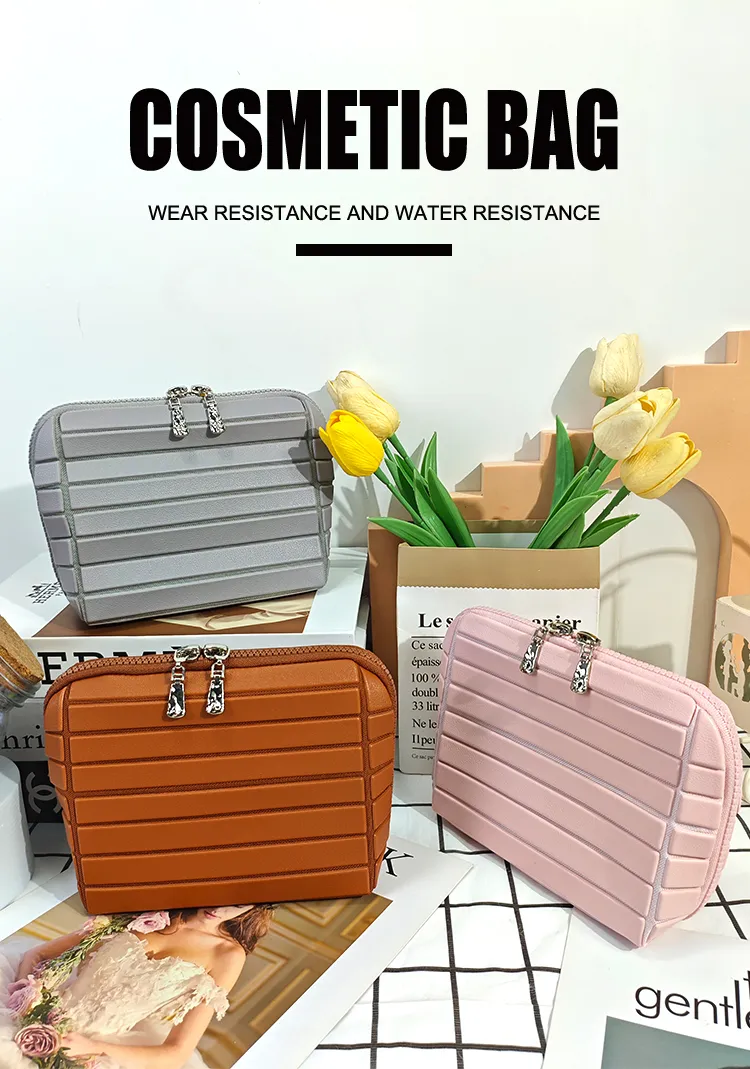 Cosmetic Bag Detail 1