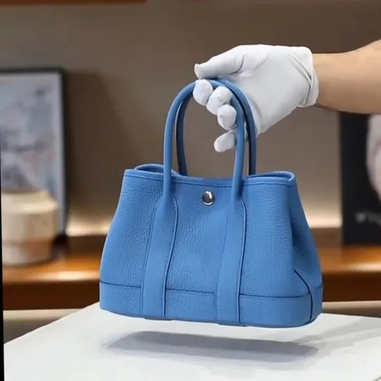 25 New Genuine Leather Head Layer Cowhide Pattern Size Garden Cross Body Women′ S Bag - Replica Purses and AAA Wallets Price