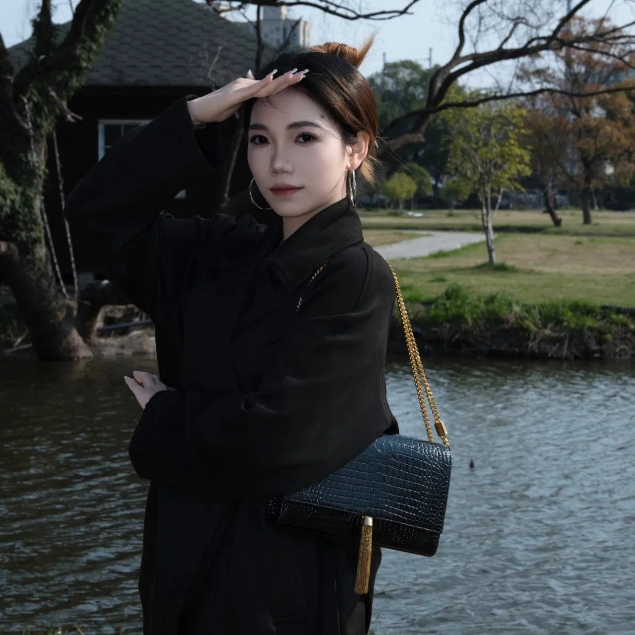 Top Quality Handbags Designer Crocodile-Embossed Tassel Clasp Glossy Calf Leather Crossbody Bag Ladies Handbags