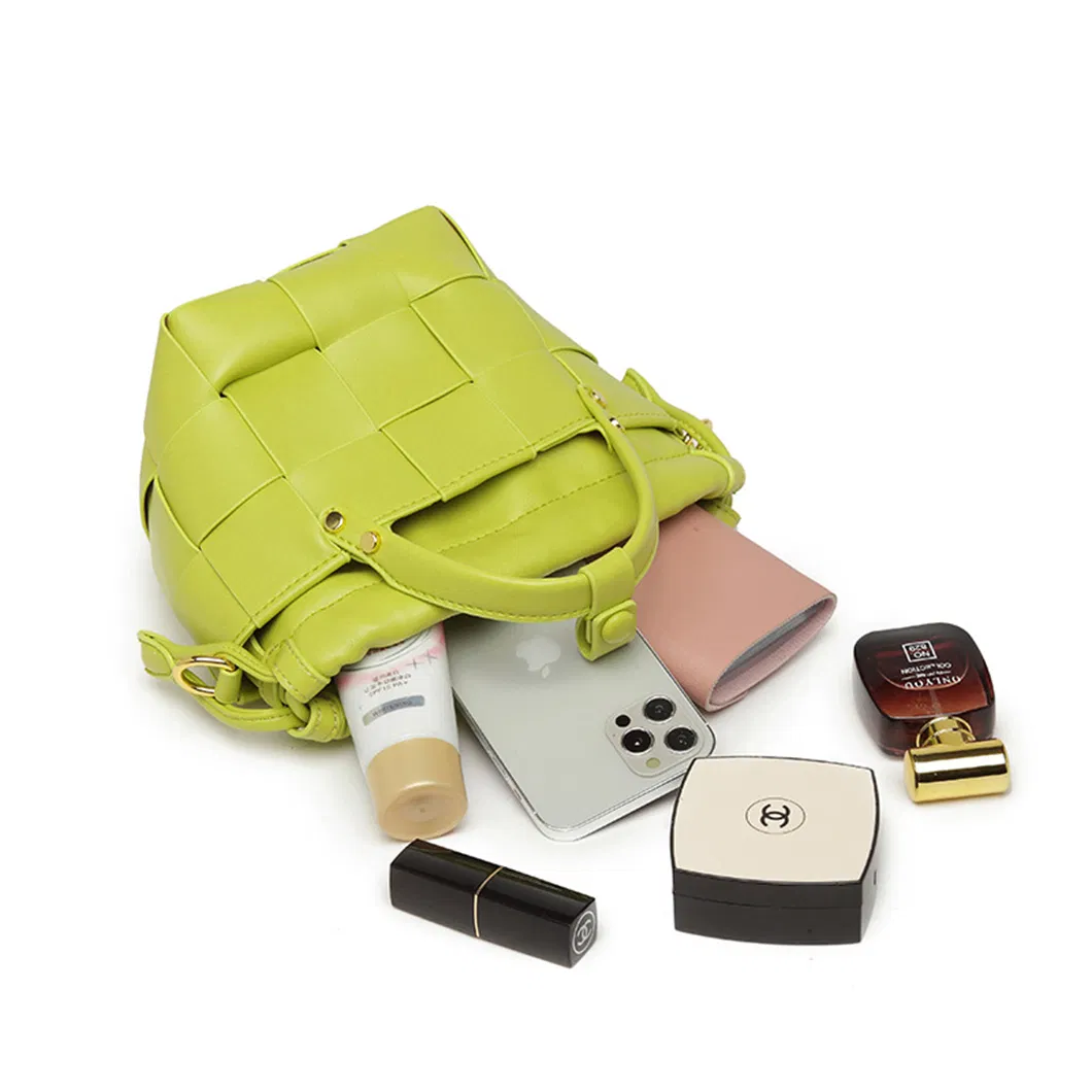 Trending Small Woven Vegan Leather Bucket Bags Fashionable Ladies Creativity Metal Rivet Tote Bags with Custom Printed Logo