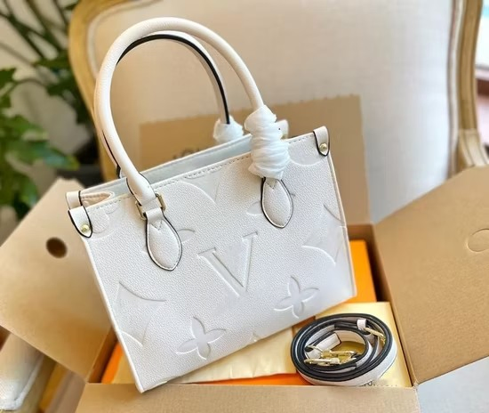 High Quality Brand Second Hand Black Cowhide Leather Old Flower Embossed Women's Shoulder Crossbody Handbag