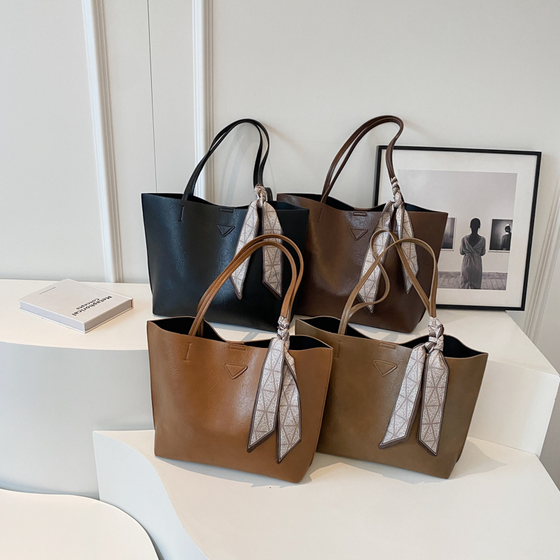 Designer Bag Custom Bag Waterproof New Fashion Cow Leather Artificial Leather Clemence Tote Bags for Women