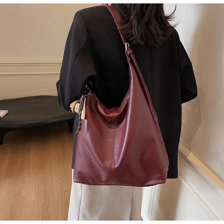 Designer Bag View 11