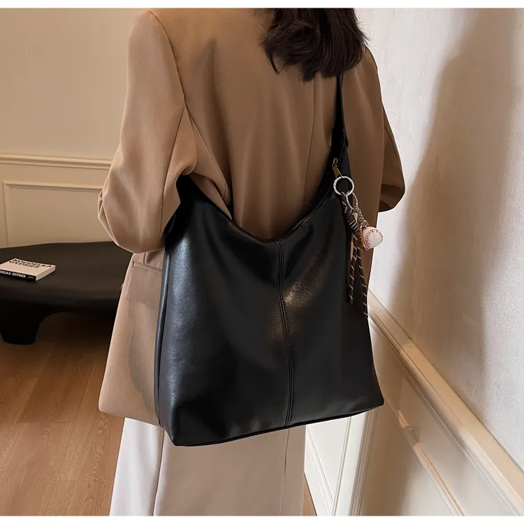 Designer Bag View 18