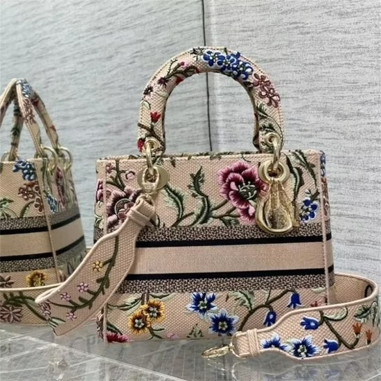 2025 Top - Tier Women's Luxury Custom Bag Set, Tote &amp; Crossbody + Waterproof Leather Toiletry Bag