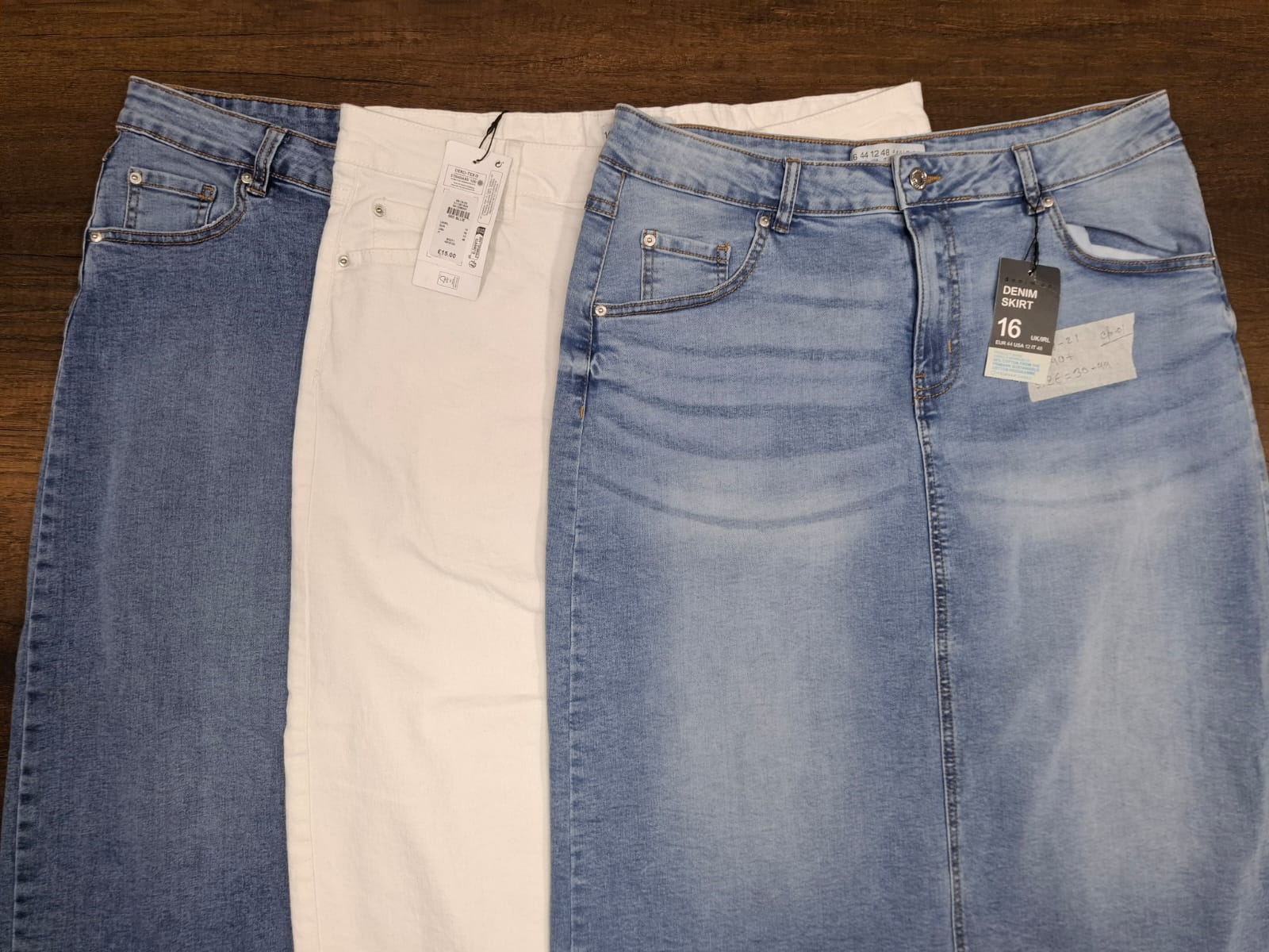 Bangladesh Ladies Denim Skirt Stock lot Factory Surplus Women Jeans Skirt Bulk Export Wholesale Ladies Denim Skirt