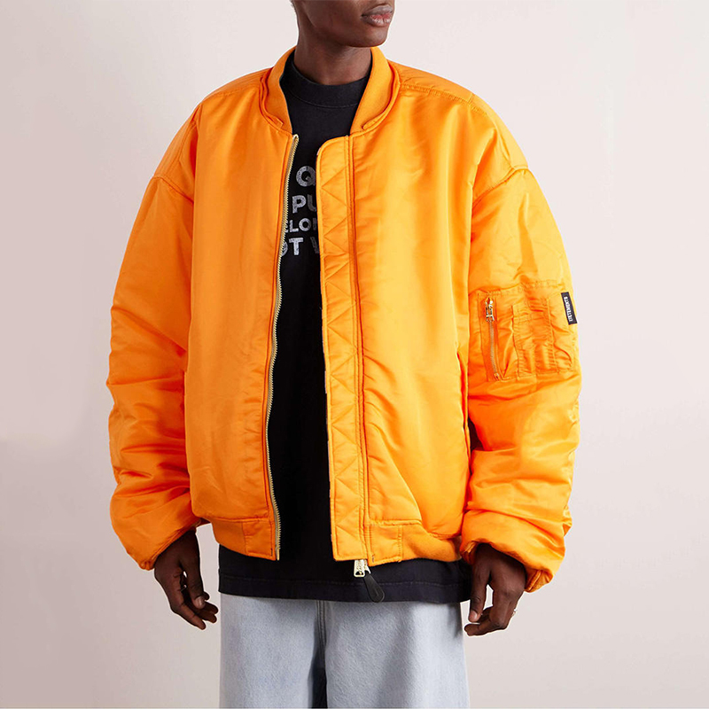 OEM Custom Oversized Camouflage Cotton Twill Hooded Reversible Bomber Jacket for Men