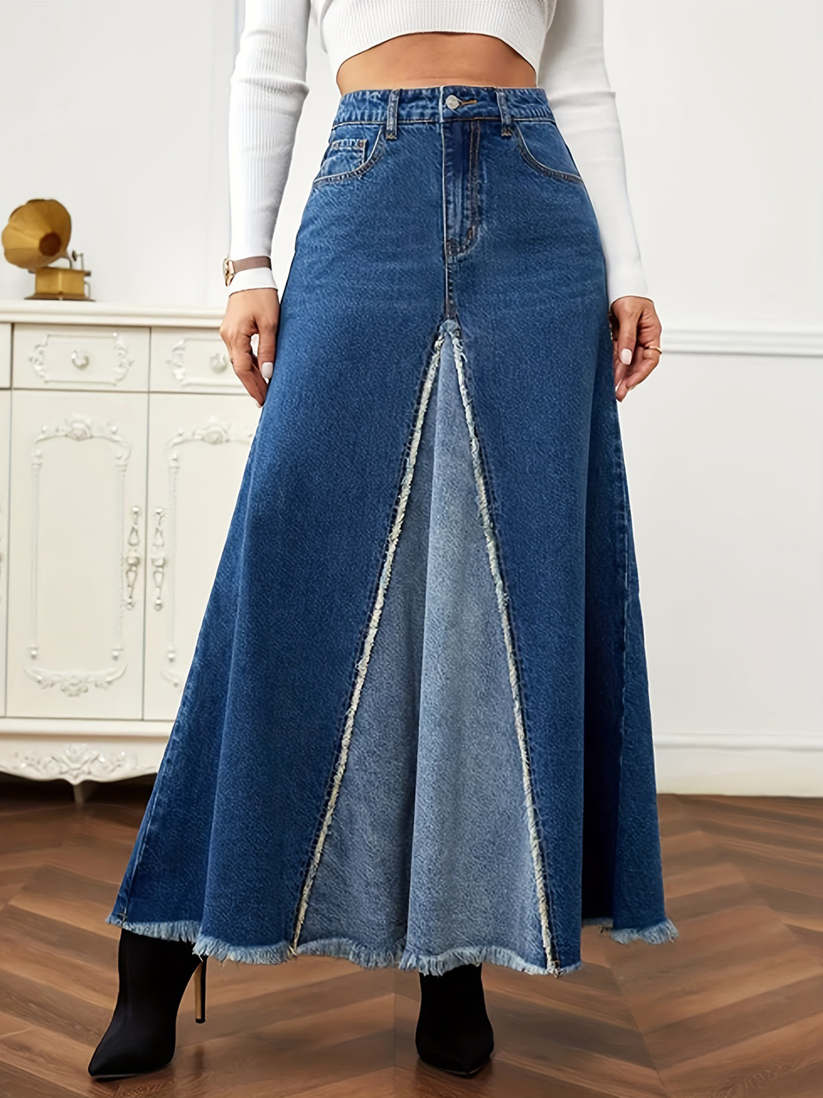 Women Jeans Product Detail 4