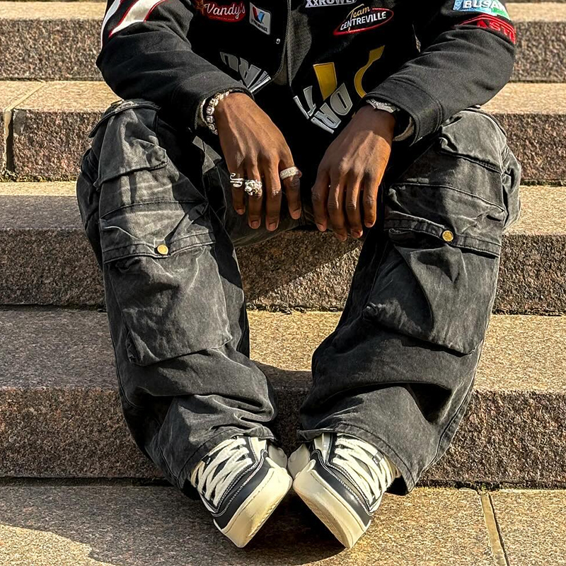 Wholesale Premium Streetwear Custom Distressed Faded Cargo Pants with Multiple Pockets