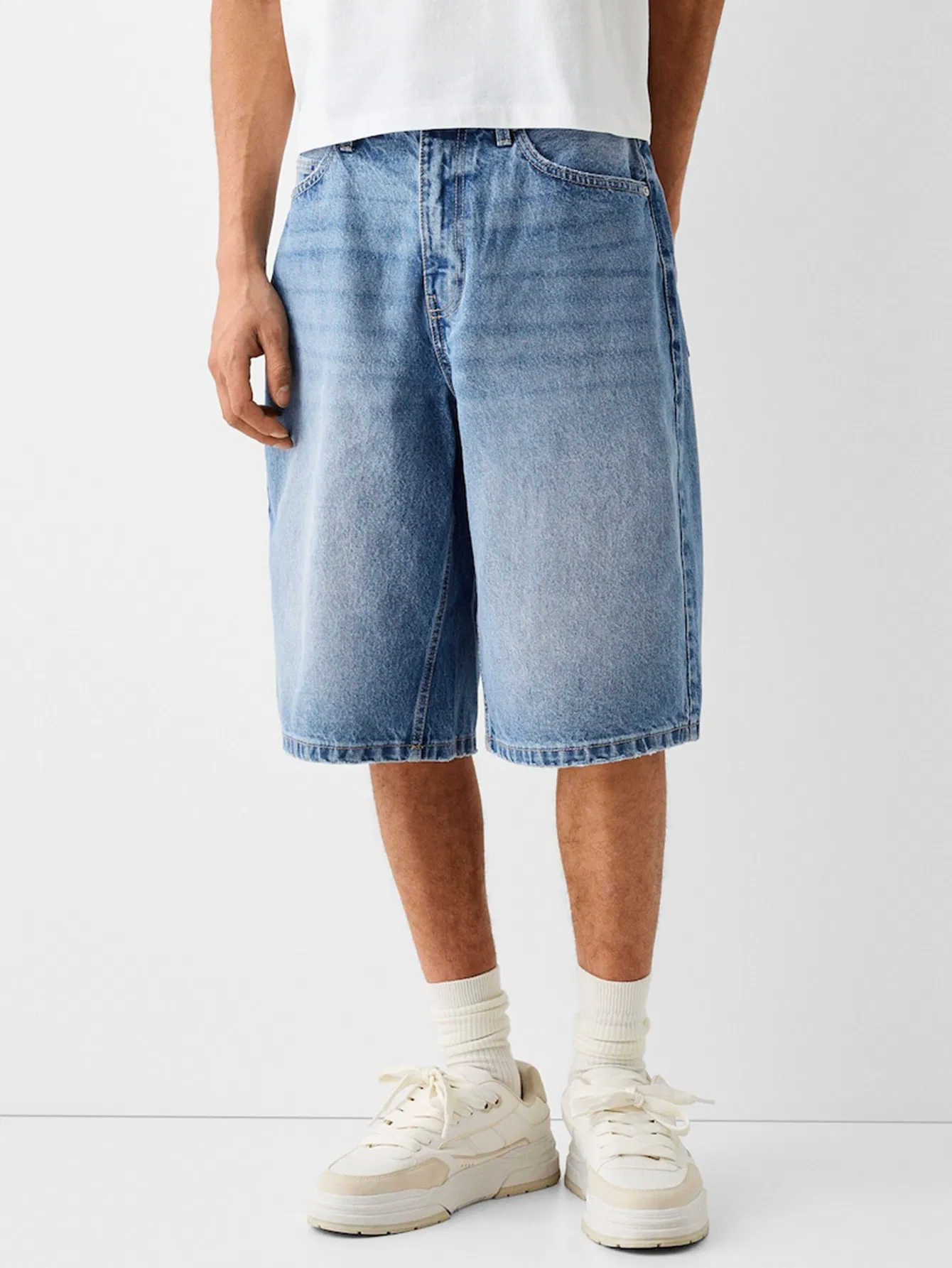Bulk 95% Cotton 5% Spandex Straight Leg 7-9 Inch Mens Denim Shorts