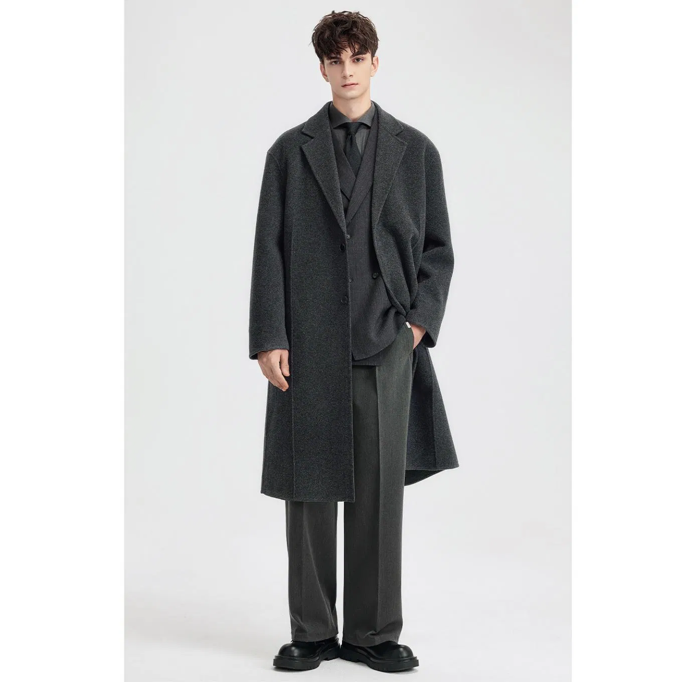 Manufacturer Wholesale High-End Regular Fit Notch Lapel Collar Formal Men's Double Face Wool Coat for Winter Wear