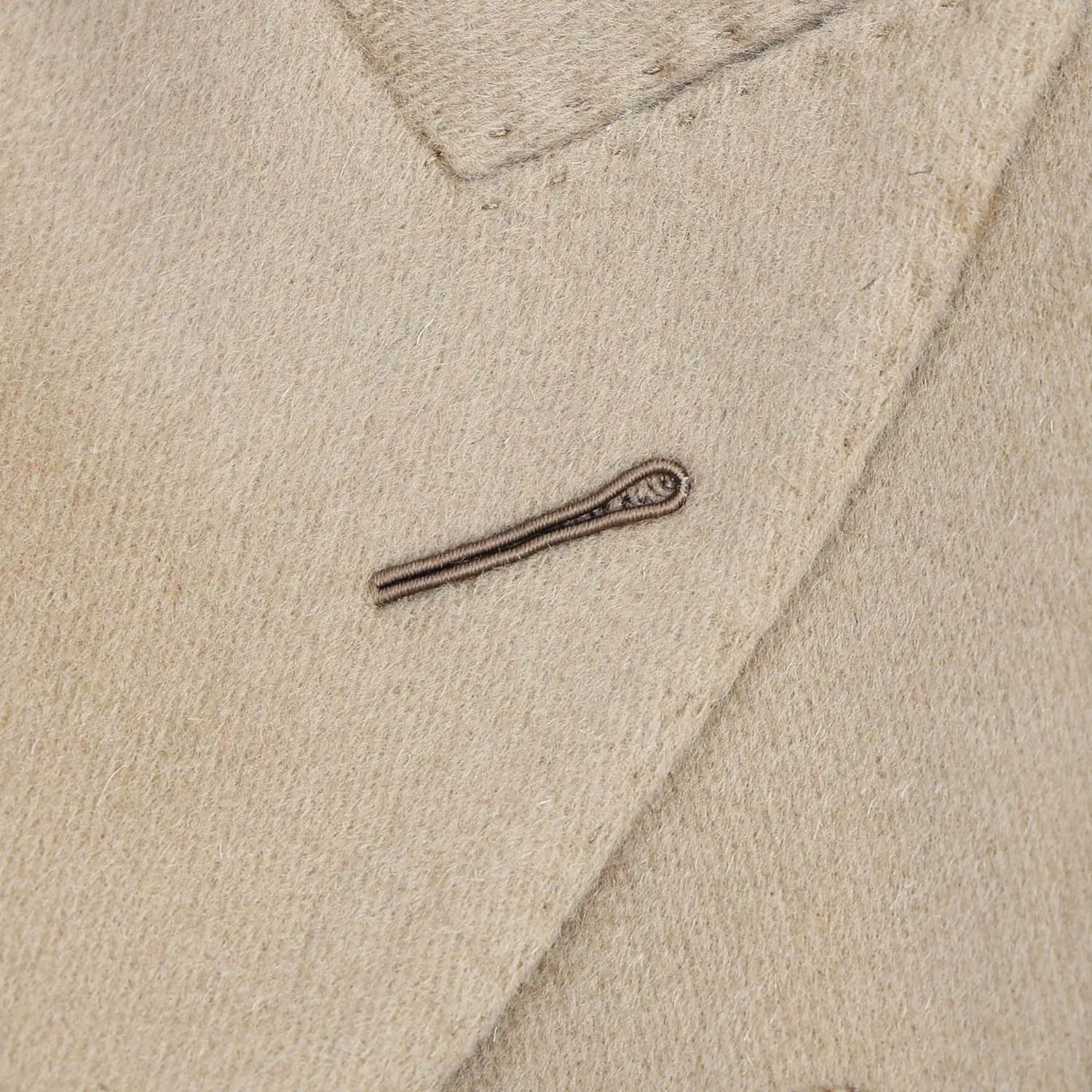 Tailored Fit Classic Wool Blend Custom Tailored for Business and Professional Wear Business Overcoat