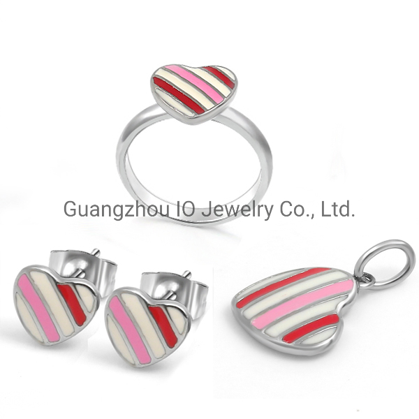 Lovely Design Custom Strawberry Ring Fashion Jewelry Accessory