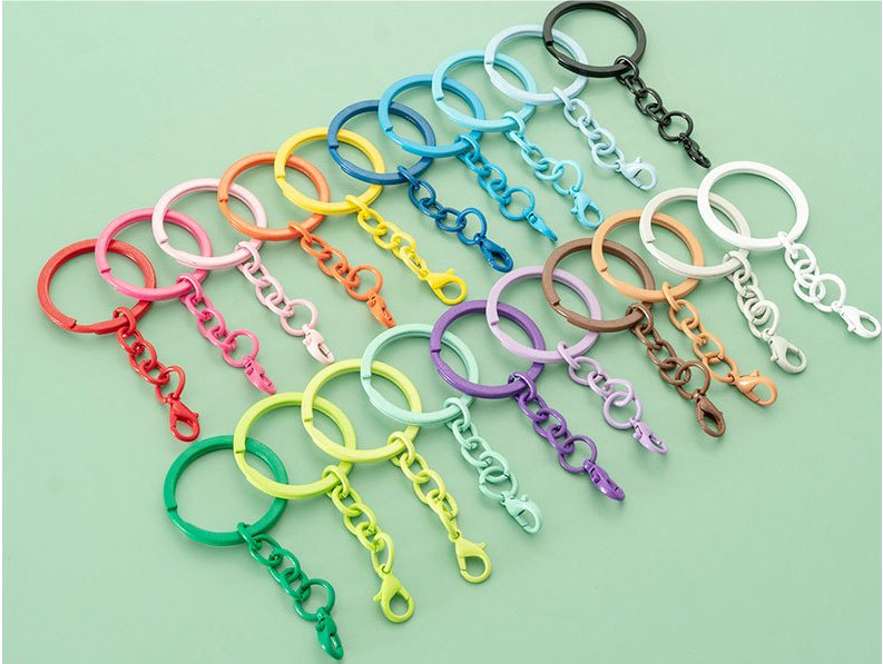 Light Luxury Fashion with Hand-Beaded Accessories