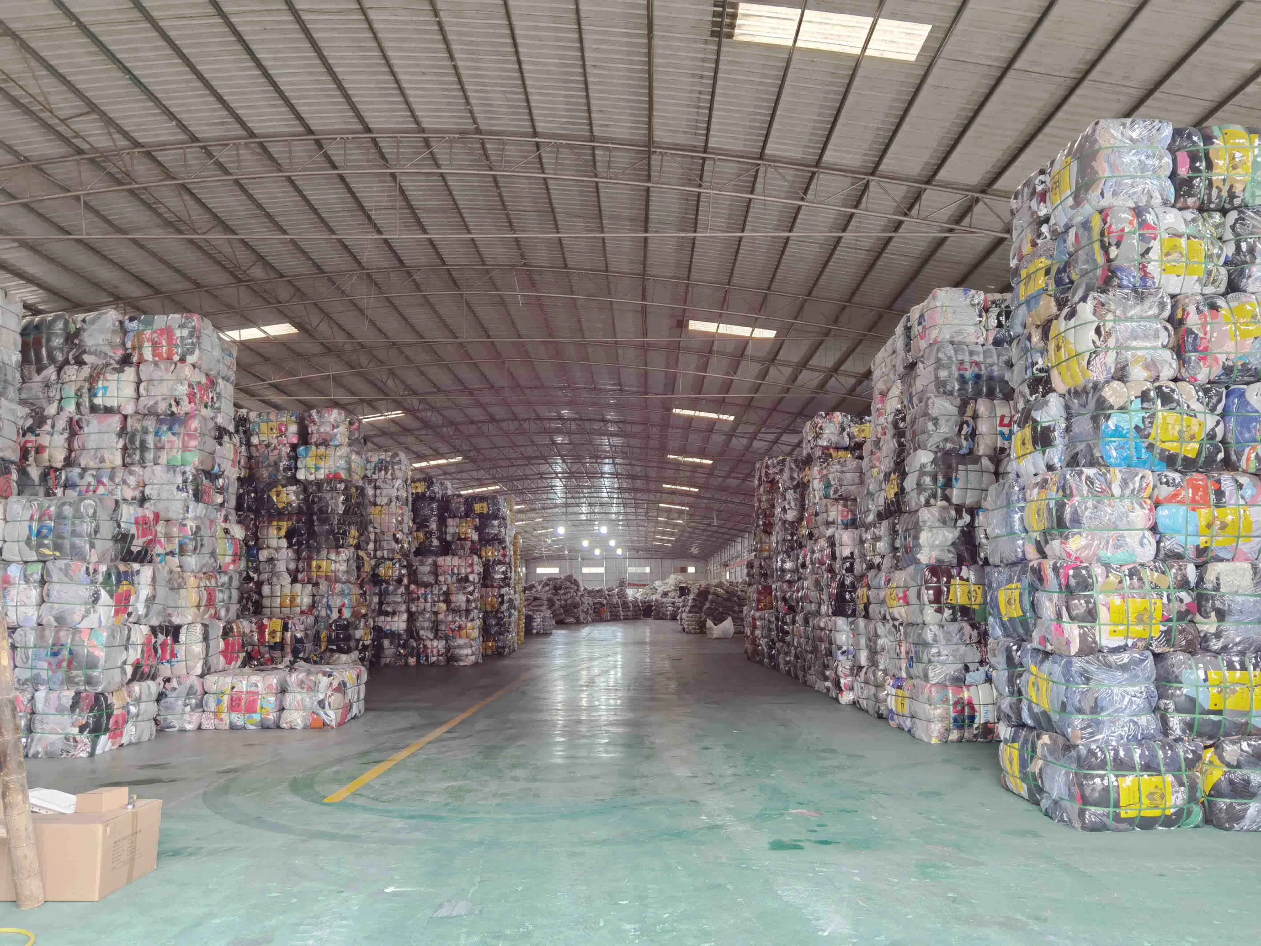 Wholesale 45kg Mixed Summer Used Clothes in Bales Adult Children Second Hand Clothes Used Clothing