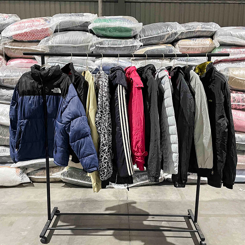 Used Jeans Denim Pants Cargo Jackets Shirts Babies Bridal Gowns Vintage Clothes Europe Ladies