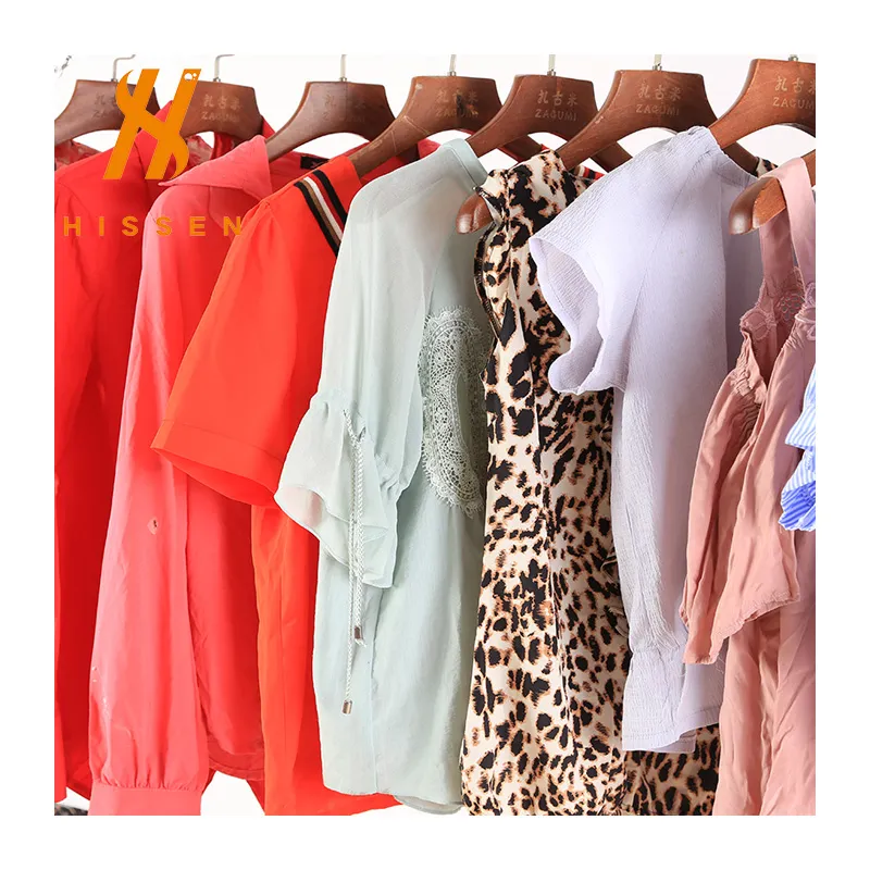 Used Clothes Detail 6