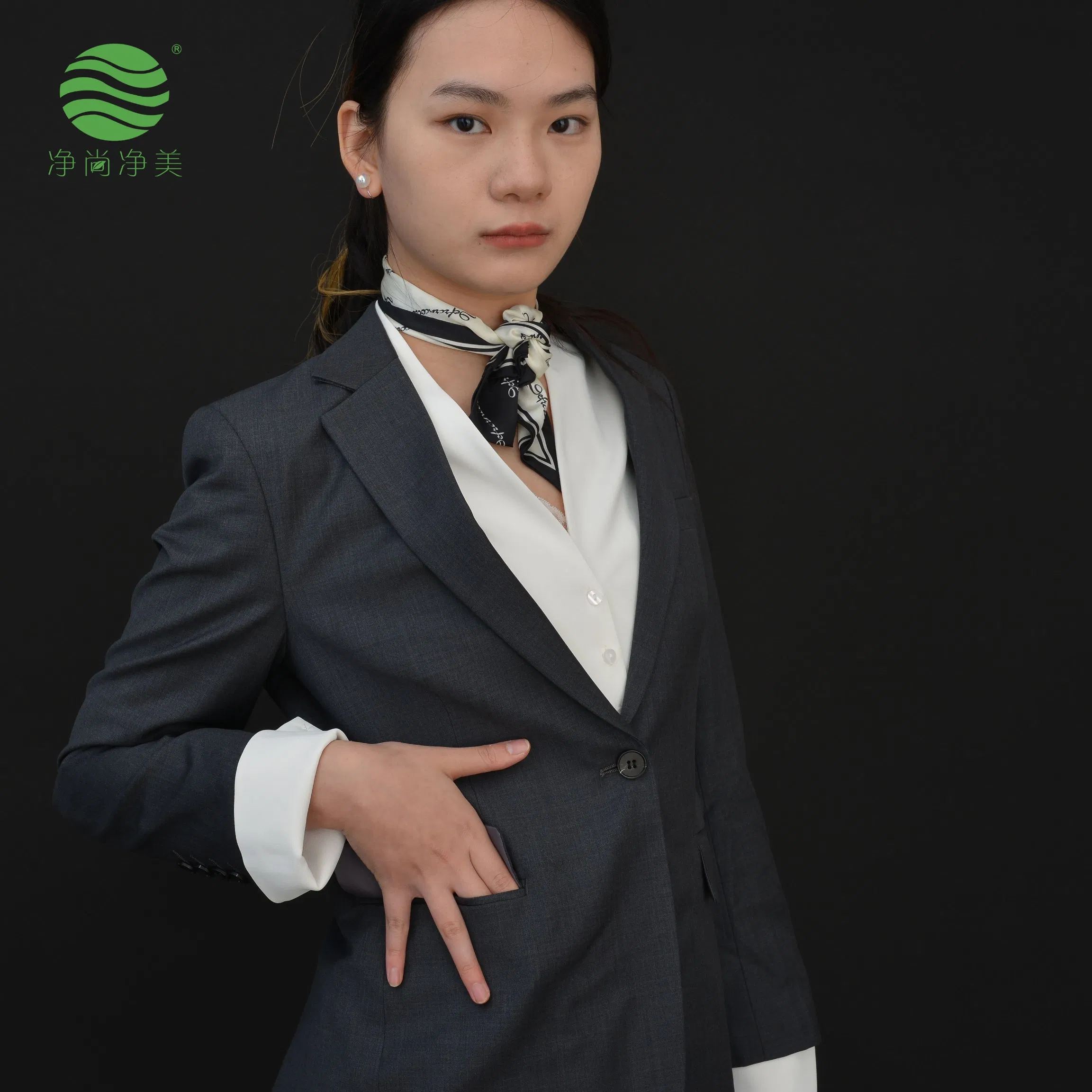 Tailored Women's Business Suit Set for Office Workwear with Short Skirt