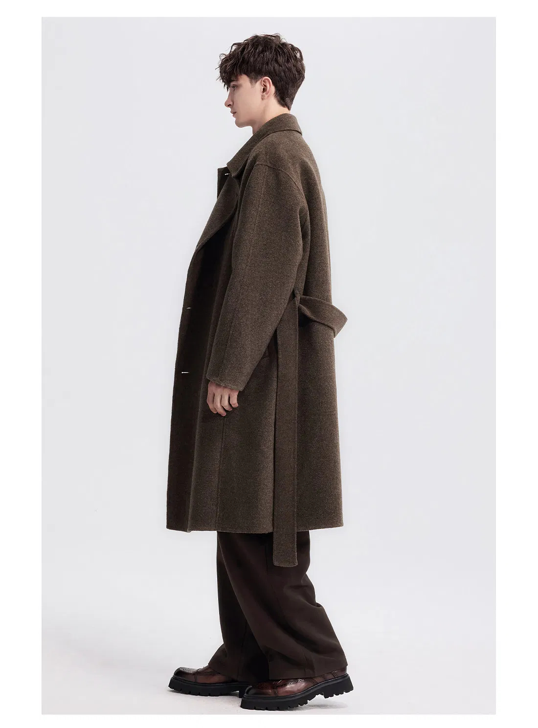 Manufacturer Wholesale High-End Regular Fit Double Breast Turn Over Collar Design Formal Men's Double Face Wool Coat with Belt for Winter Wear