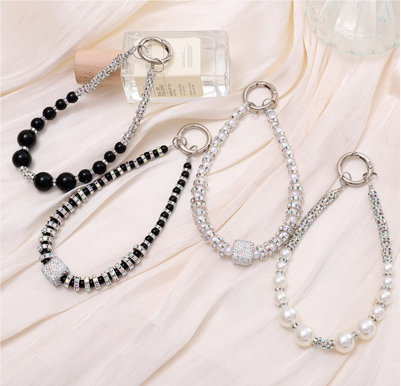 Light Luxury Fashion with Hand-Beaded Accessories