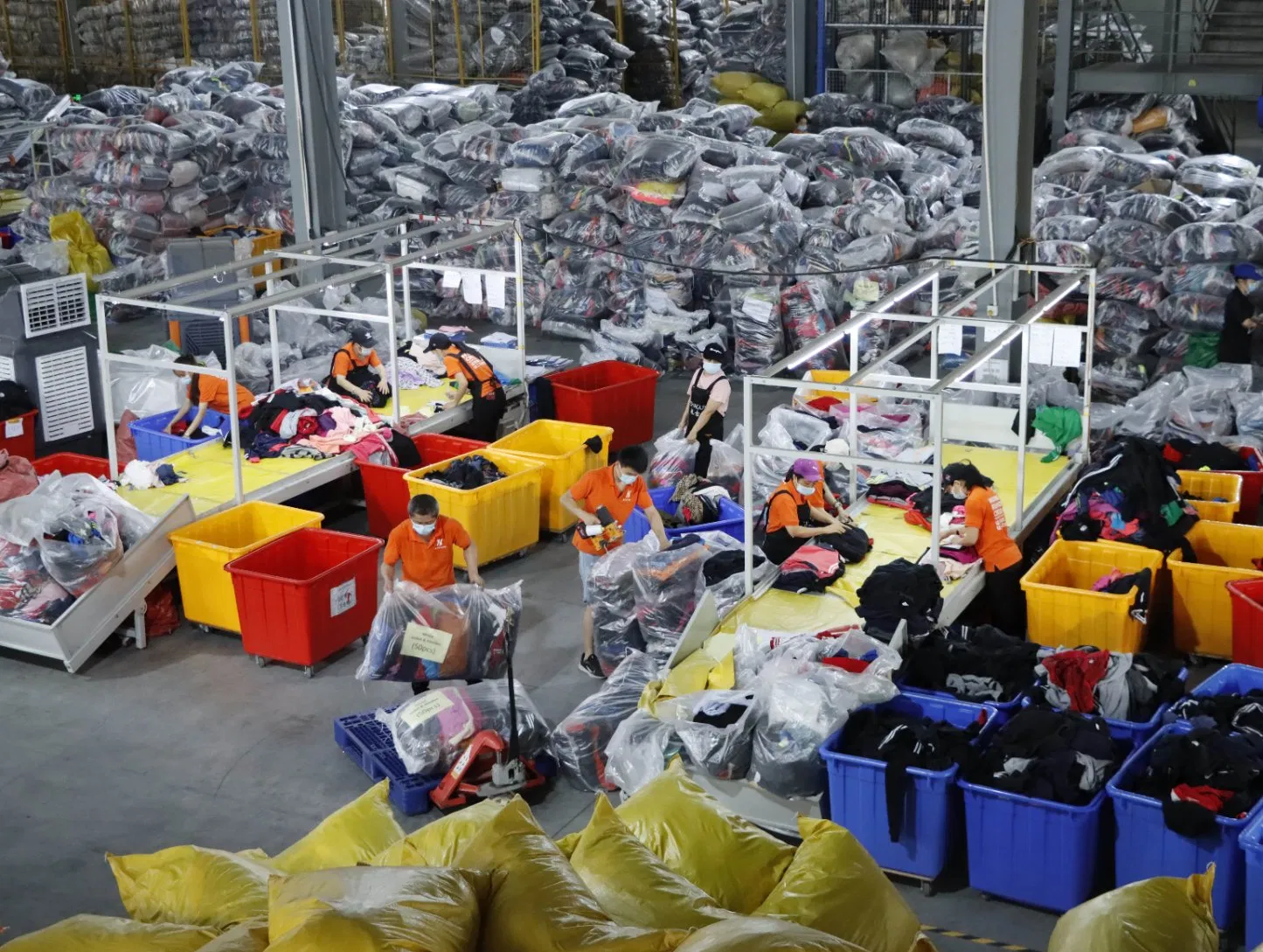 100kg Women Branded Bales Pre Loved Jeans Plus Size Overruns Bale Dress Clothes