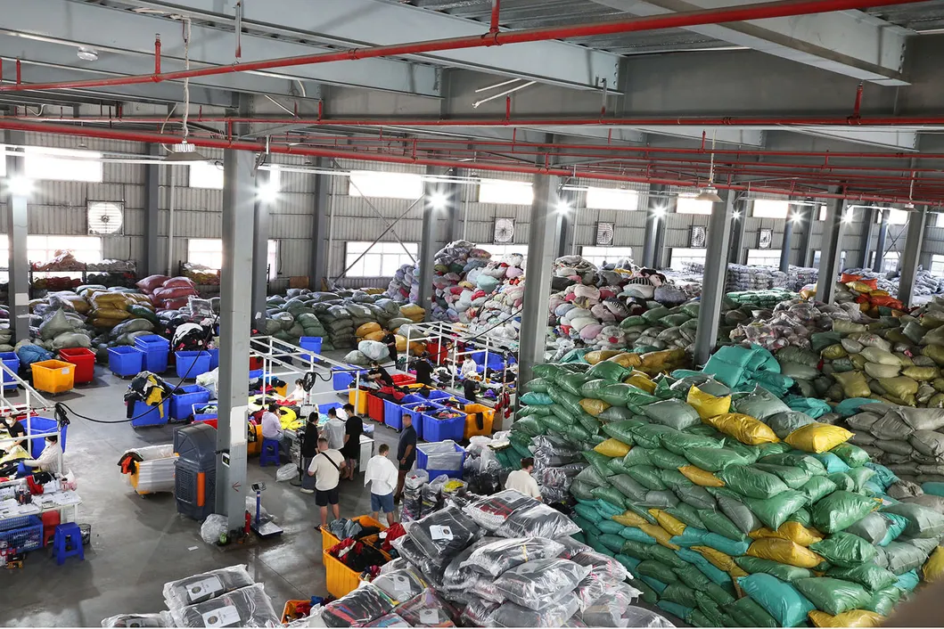 Used Clothing Bale 6