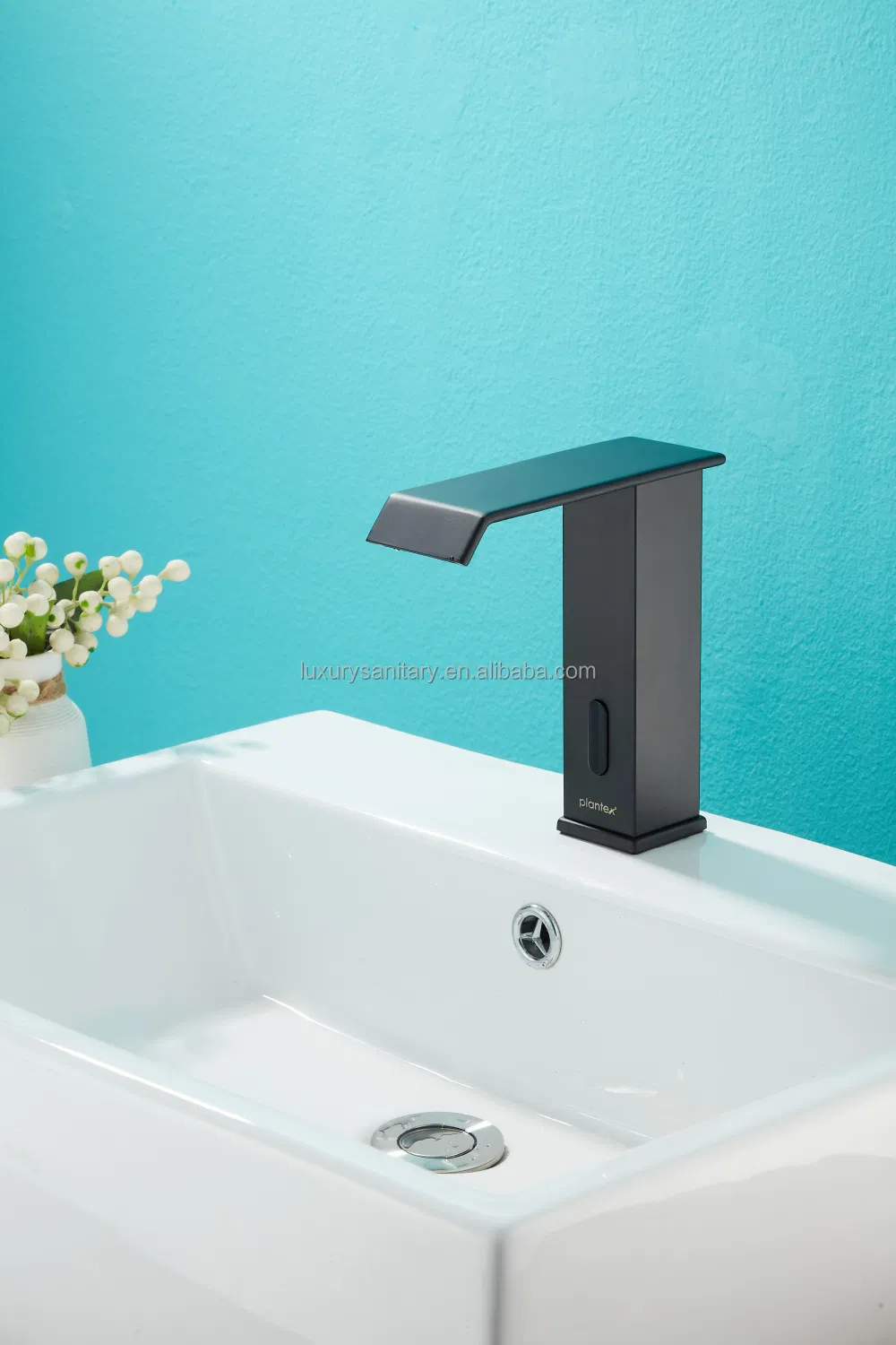 Automatic Faucet View 3