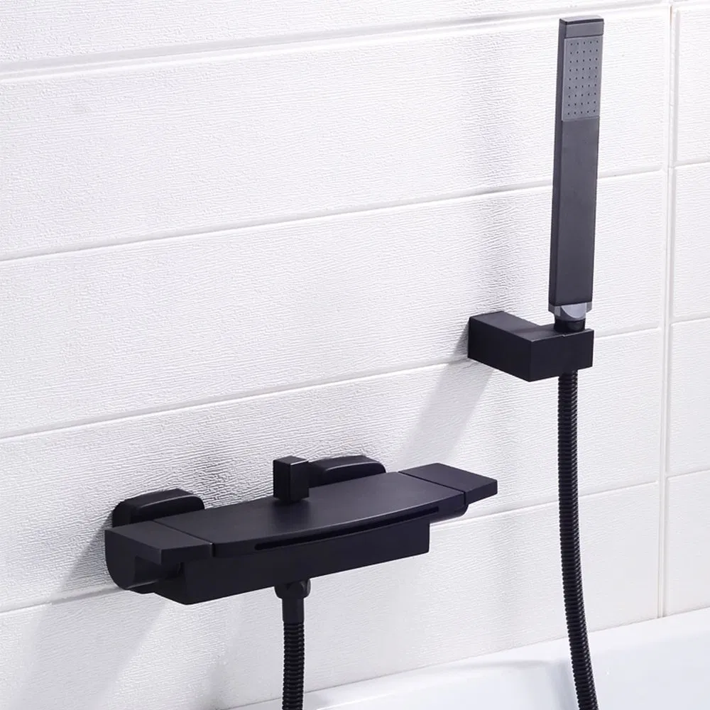 Modern Single Handle Bathtub Faucet with Modern Design and Finish
