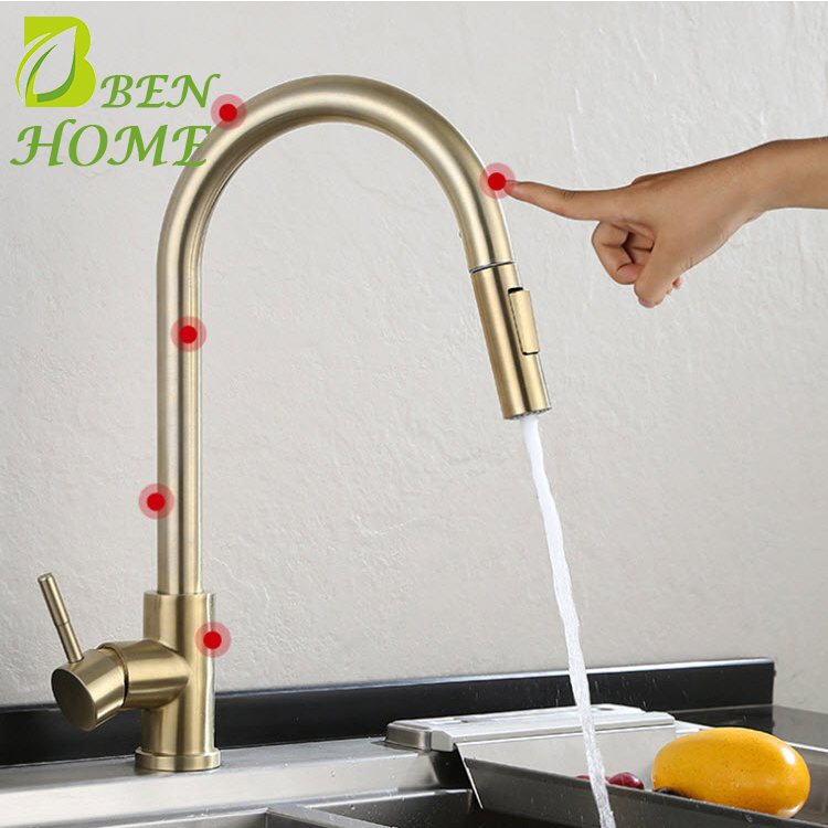 Exquisite Casting Process Kitchen Faucet with Touchless