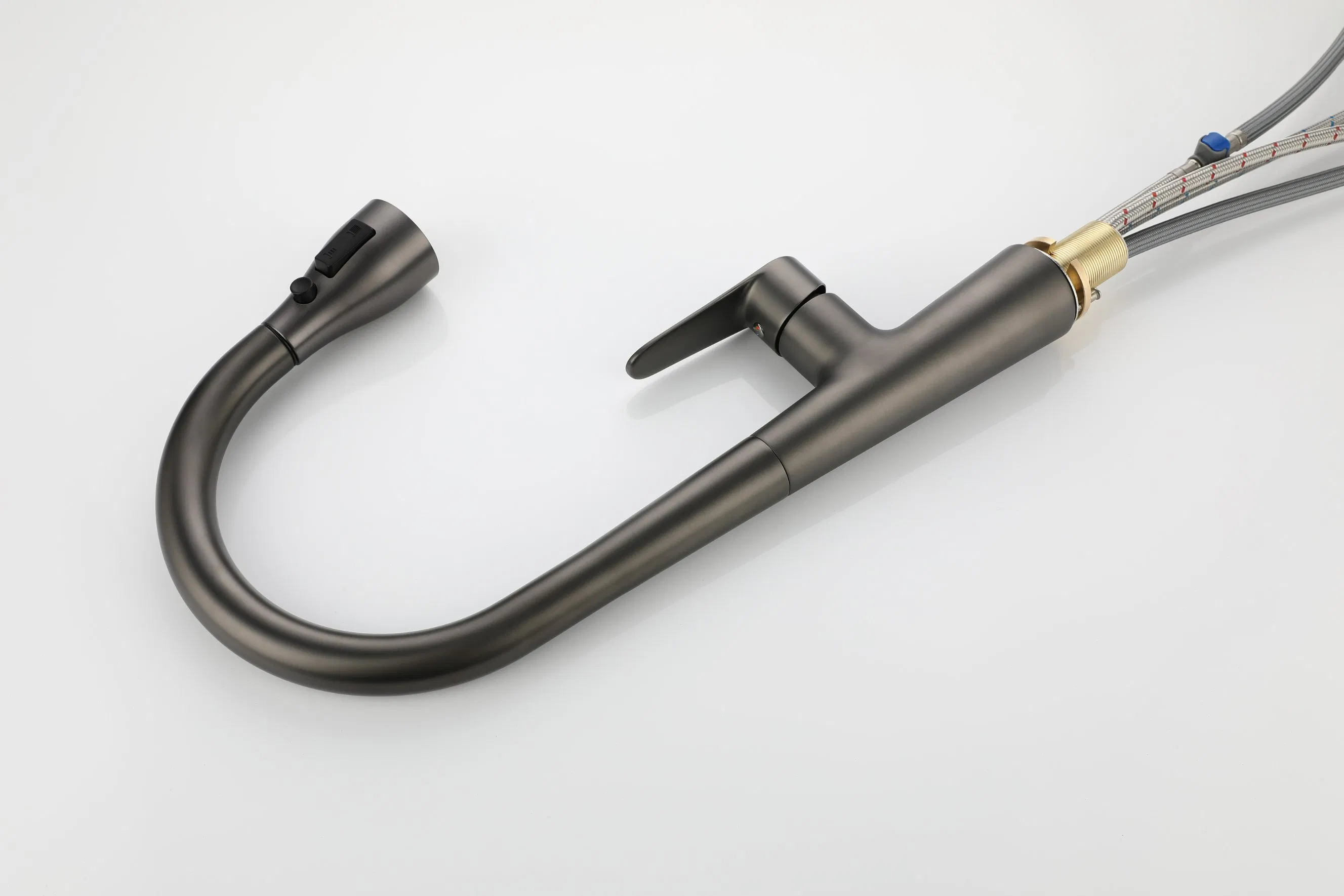 Laodonbath Luxury Pull out Kitchen Faucet Single Hole Kitchen Faucet