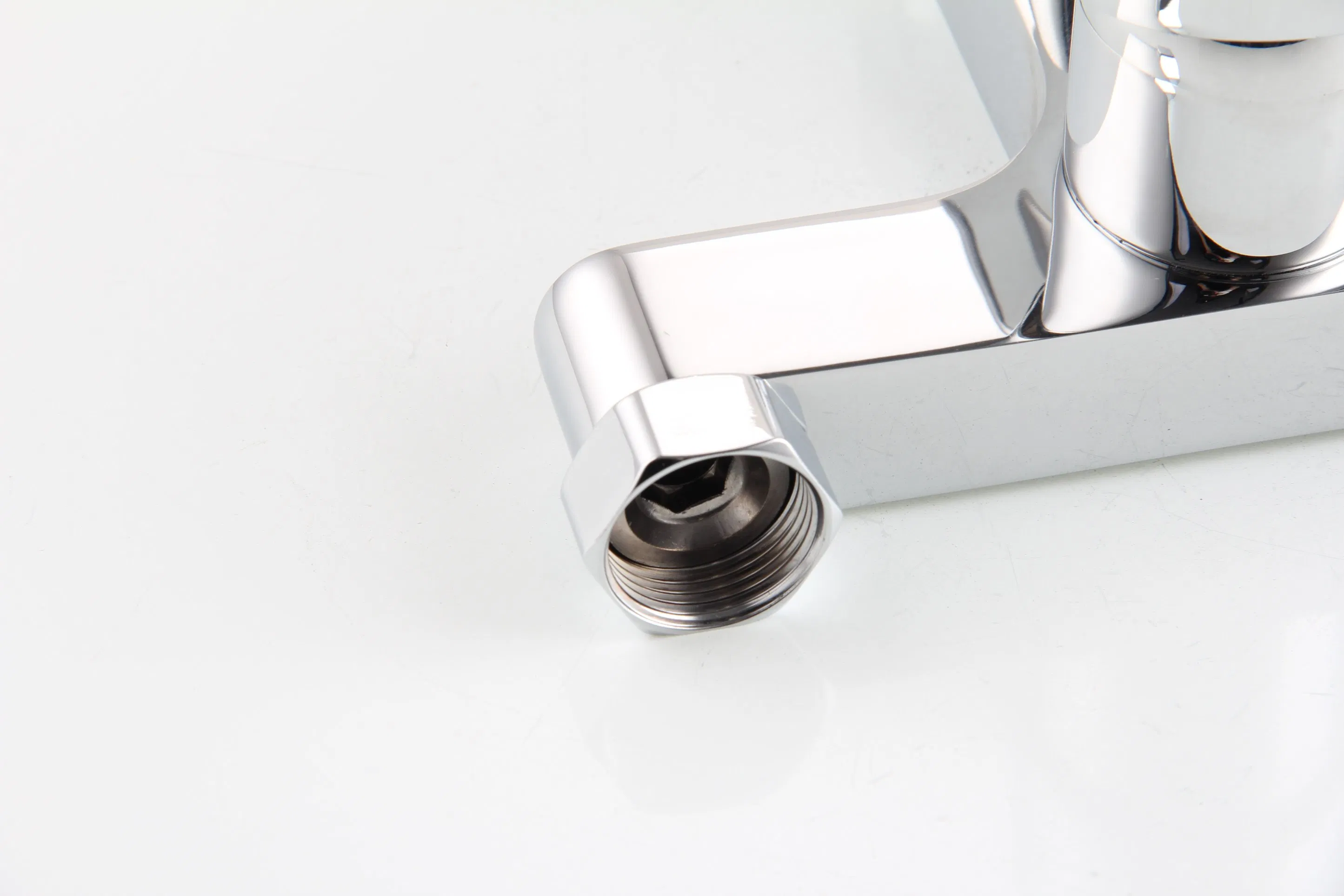 Popular Design Brass Chrome Single Lever Bath Faucet