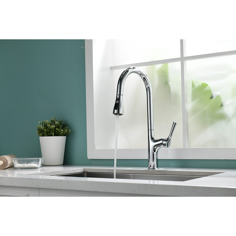Modern Matte Black Pull Down Kitchen Faucet with Rotatable Spout