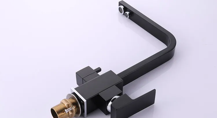 Kitchen Faucet Detail 4