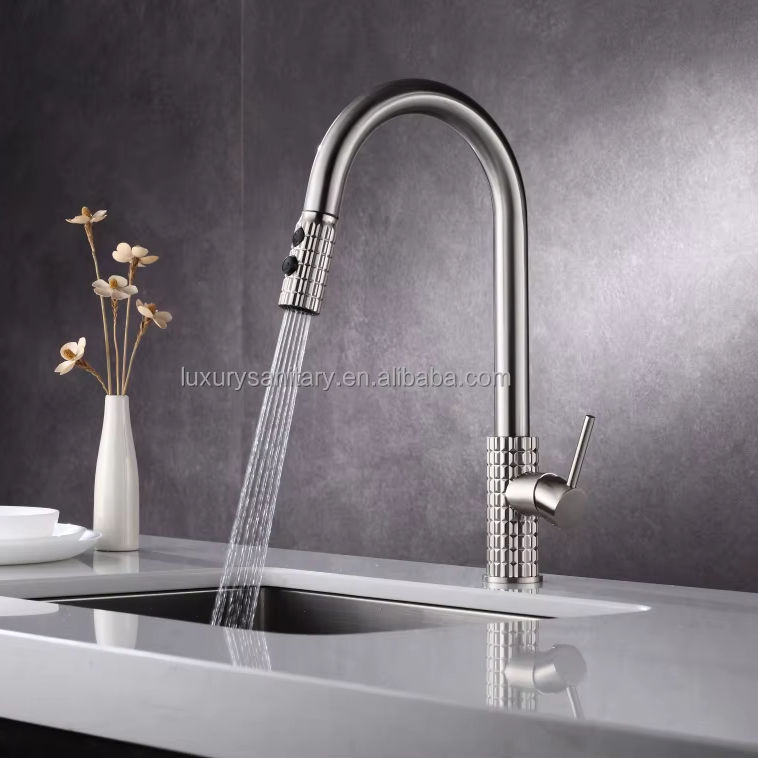 Fashion Nickle Brushed Pull out Spray Kitchen Sink Mixer Tap Faucet