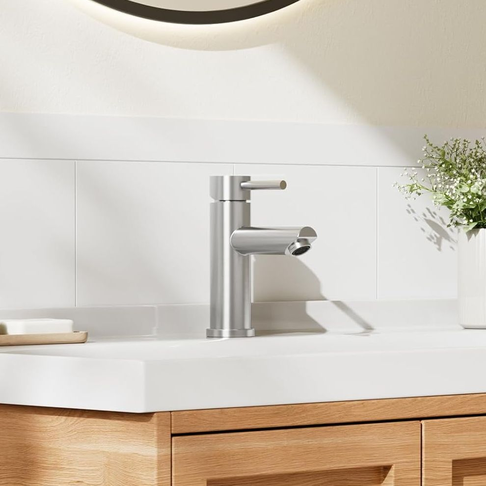 304 Stainless Steel Wash Basin Faucet Brushed Bathroom Sink Faucets Luxury Water Taps Modern Brass Vanity Wash Basin Mixers Tap Bathroom Sink Basin Faucet