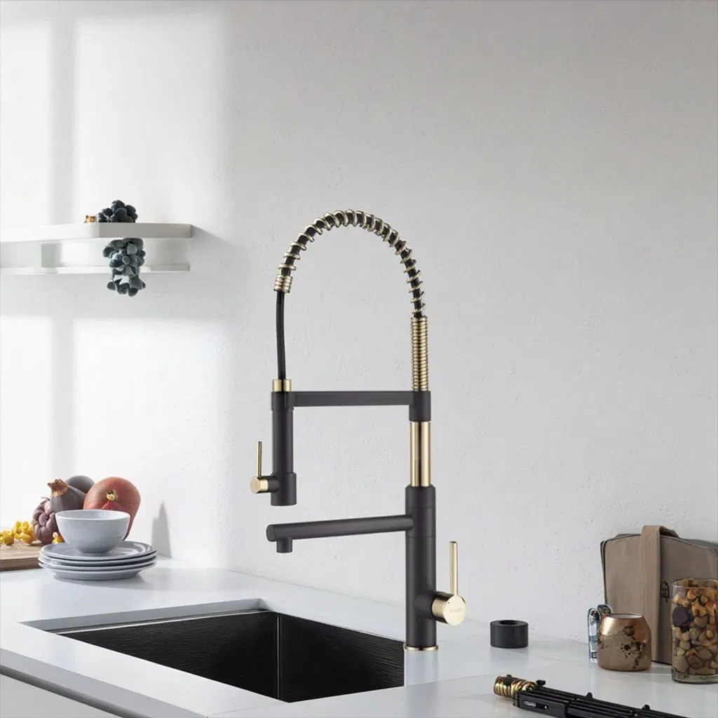 Modern Kitchen Faucet with Grey Pull-out Type Cold and Hot Water Faucet