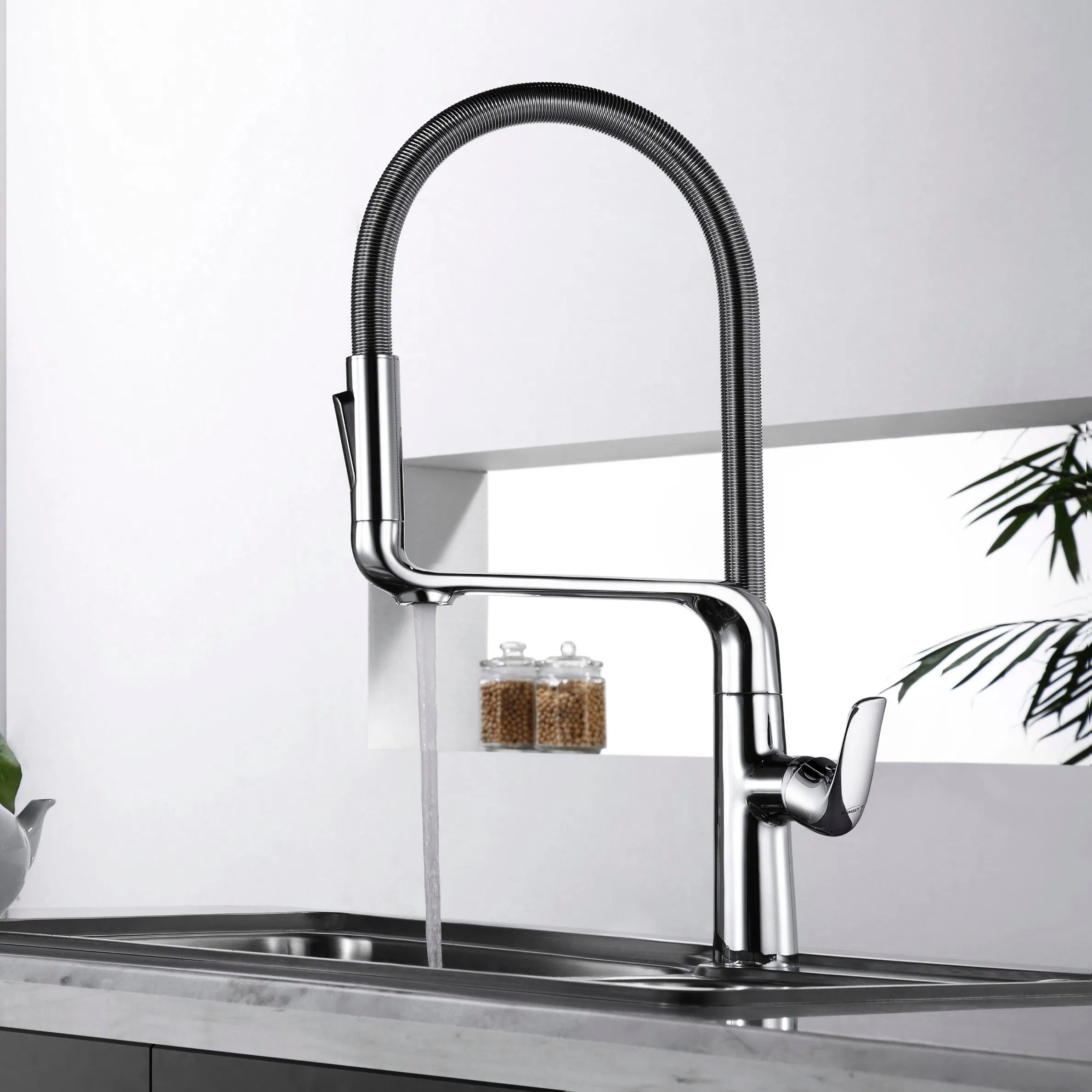 Modern Stainless Steel 304 Kitchen Faucet Single-Hole Pull out Sprayer Sink Faucet