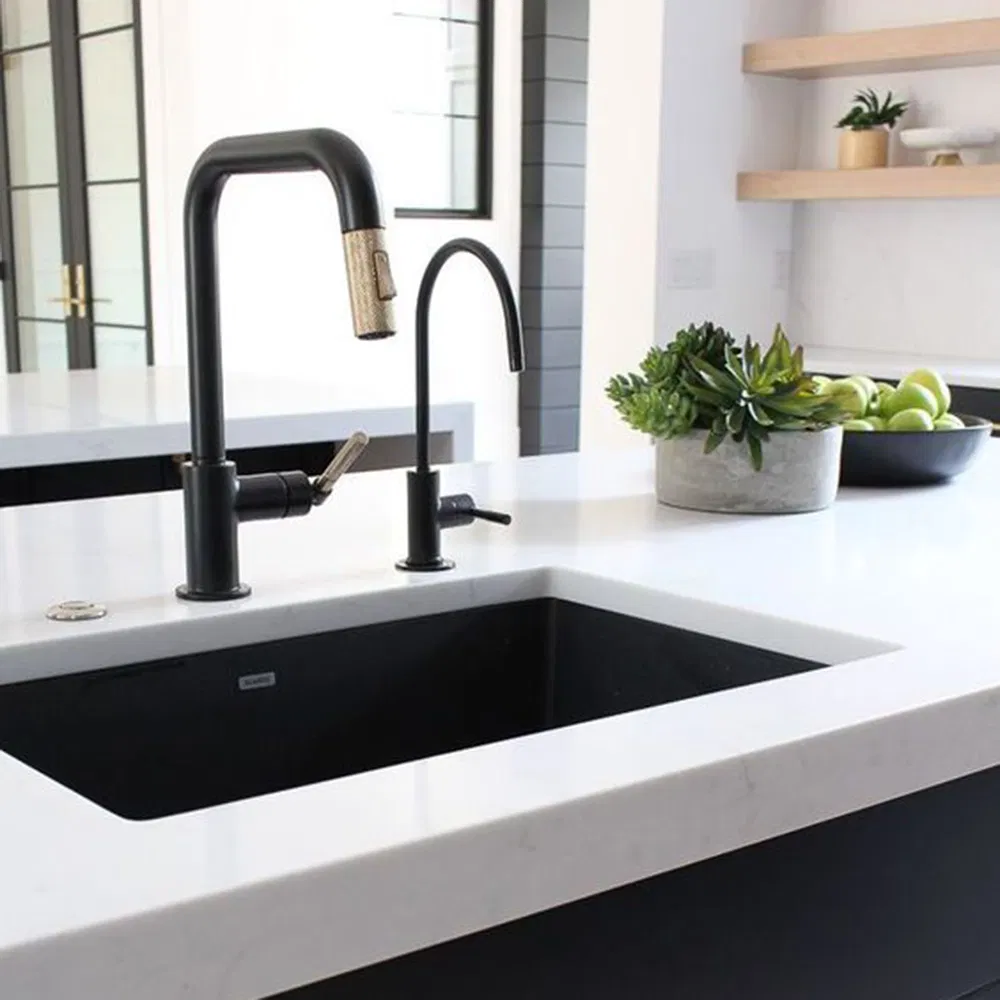 Hot Selling Upc Certified High Arc Black Pull Down Brass Body Kitchen Sink Faucet