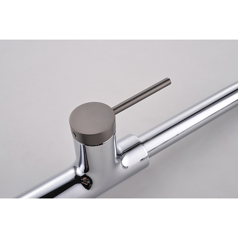 High Quality Single Handle Pull-Down Deck Mounted Kitchen Faucet Tap